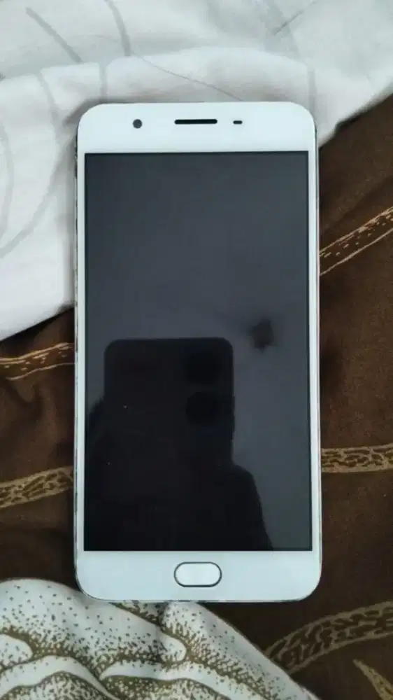 Jual hp Oppo f1s ram 3/32