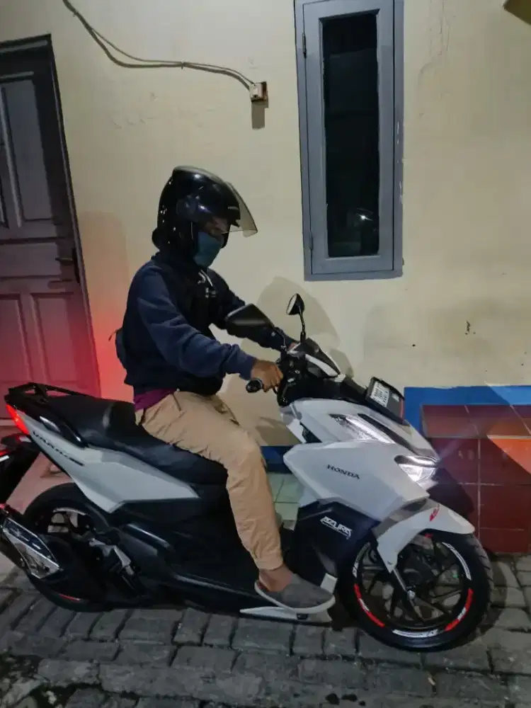 Vario 160 cbs dijual