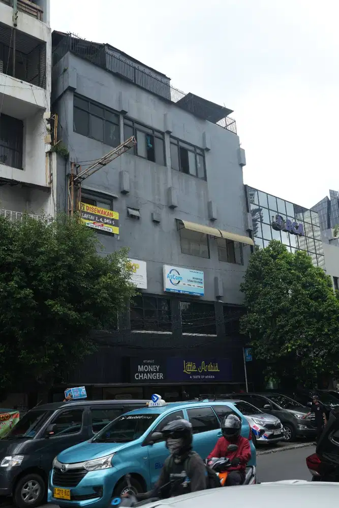 Jl. H. Agus Salim No.57, RT.3/RW.1, Kb. Sirih, Kec. Menteng