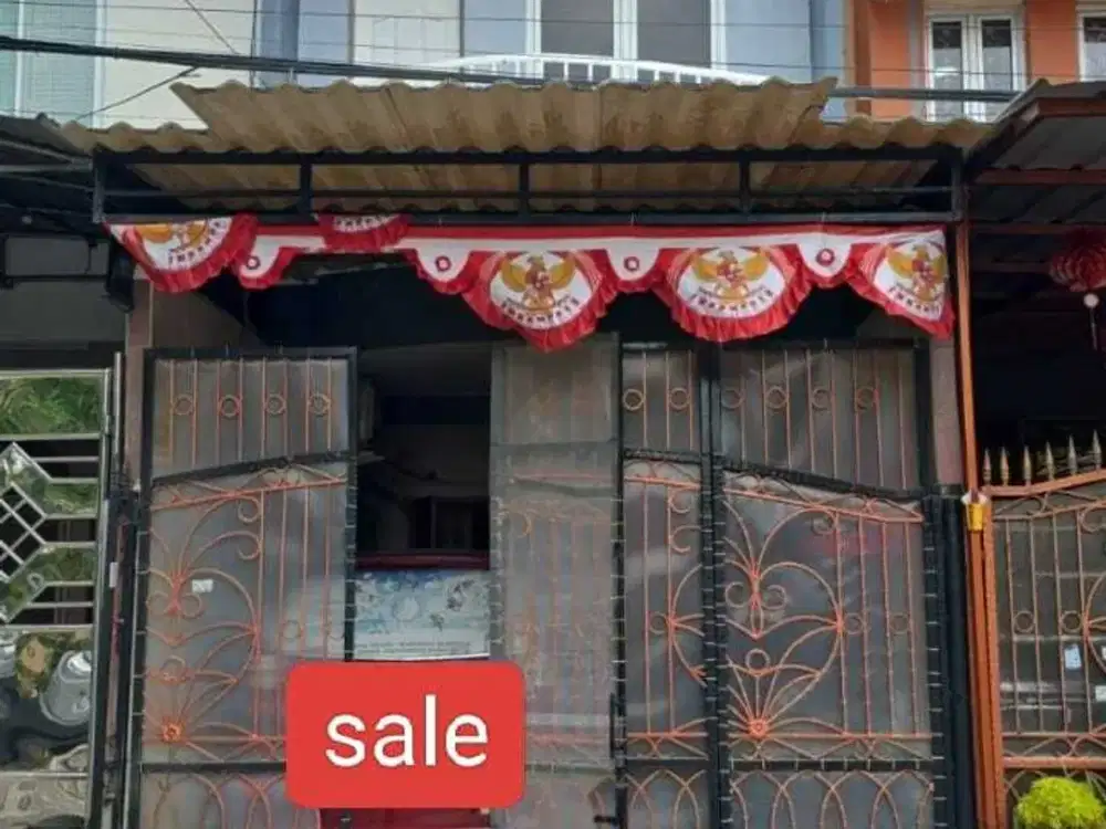 Dijual Rumah Siap Huni di Permata Taman Palem, Jakarta Barat