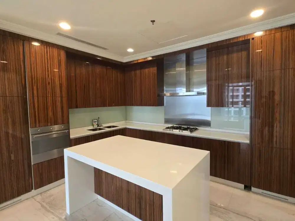 Apartemen Luxury Botanica Semi Furnish di Jakarta Selatan