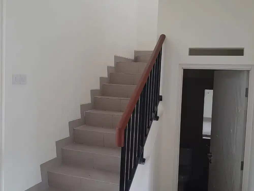 Ruko 2 Lantai Bagus Siap Huni di Cluster Neo Vasana Harapan Indah Bekasi