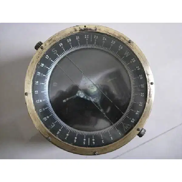 Antique Pioneer instrument Kompas antik ukuran besar dari WW II