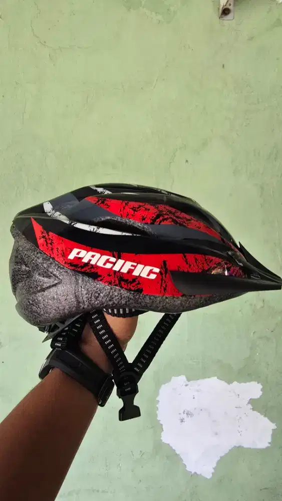 Helm Sepeda Pacific