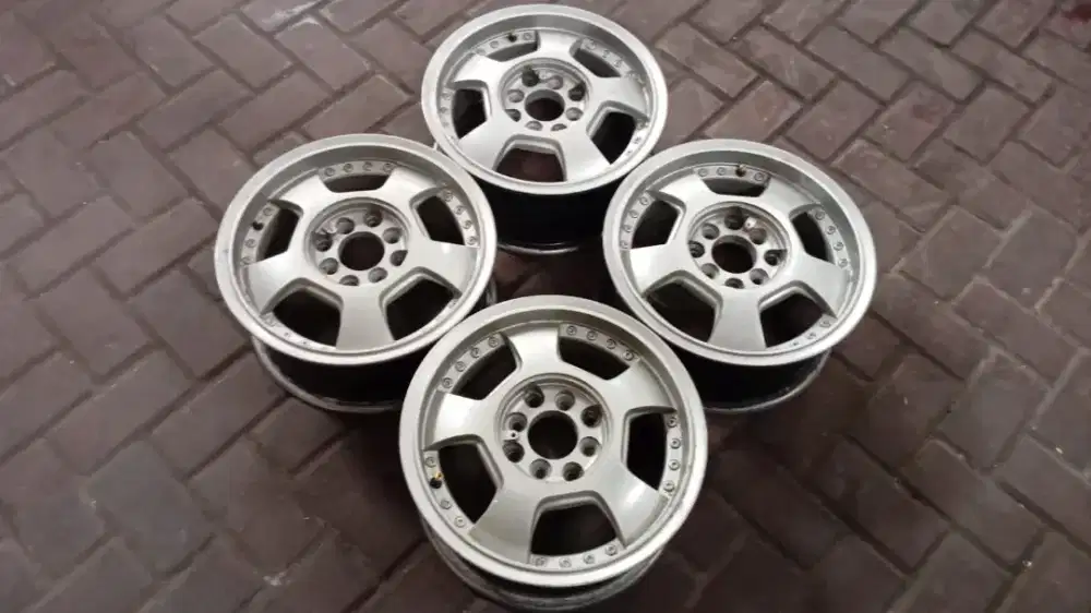 Velg R14 Avanza Xenia Kijang Panther Evalia Carry Colt T120 Atoz Visto