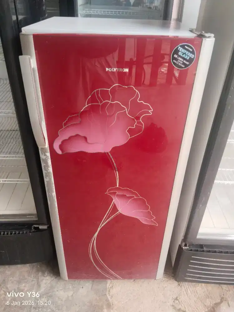 Di jual cepat kulkas 1 pintu politron jumbo