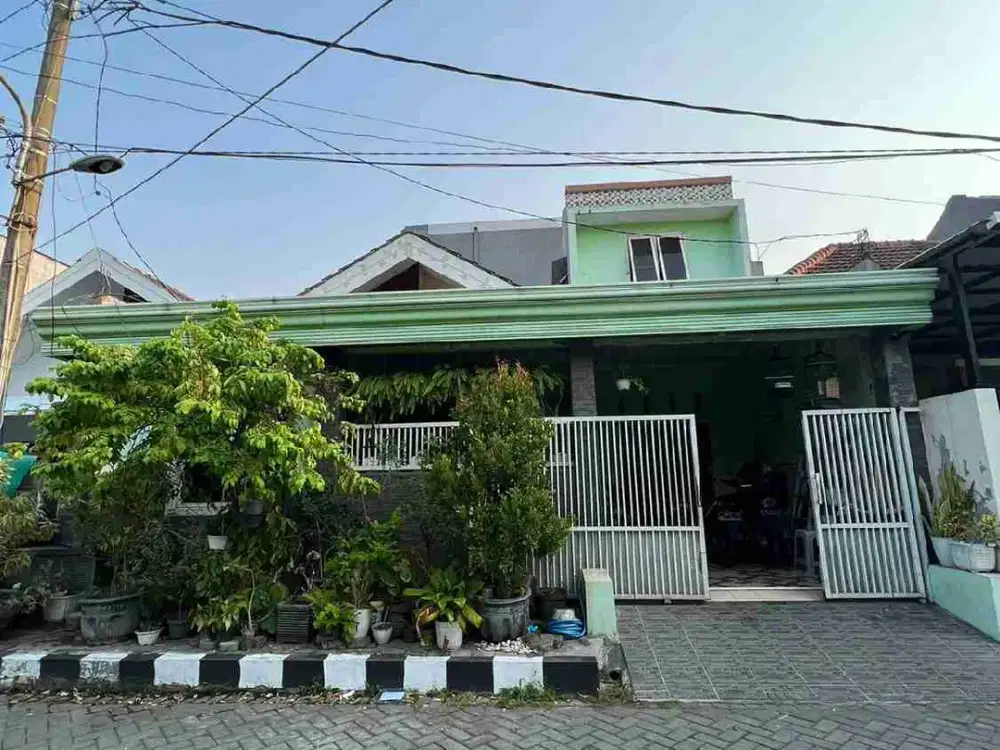 dijual rumah wiyung babatan pilang depan fasum