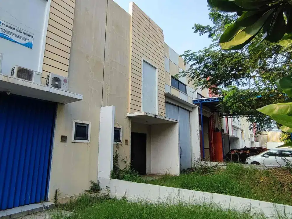Jual cepat 
Gudang Marunda Center. 
L tanah 350 m²,Tanjung Priok