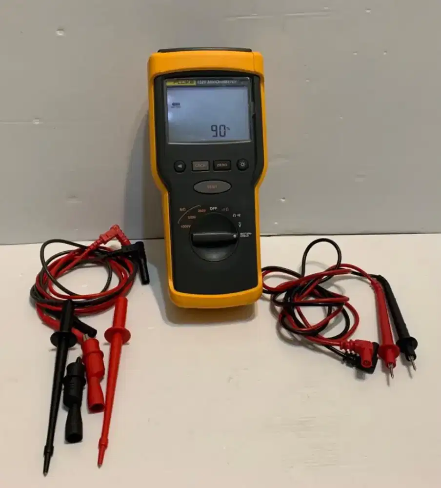 megOhmmeter Fluke 1520 meter digital second