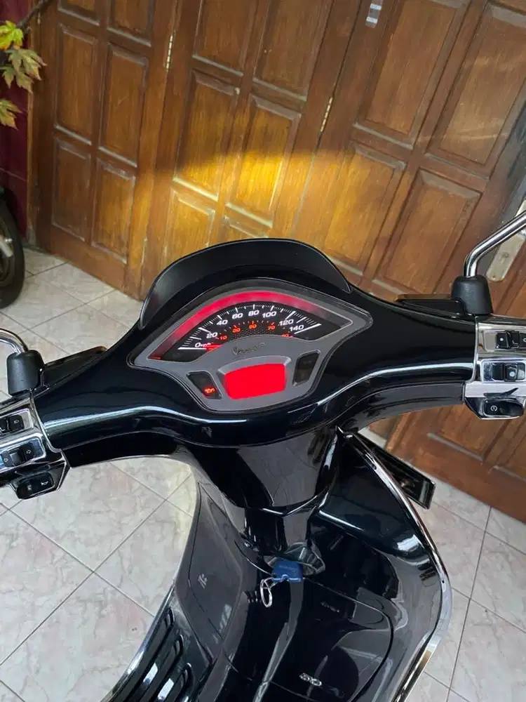 Dijual vespa sprint 150