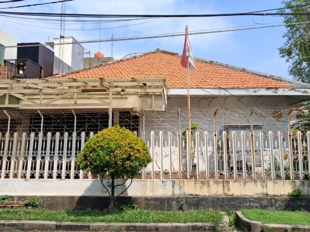 Di Jual Rumah Strategis di Cipinang
