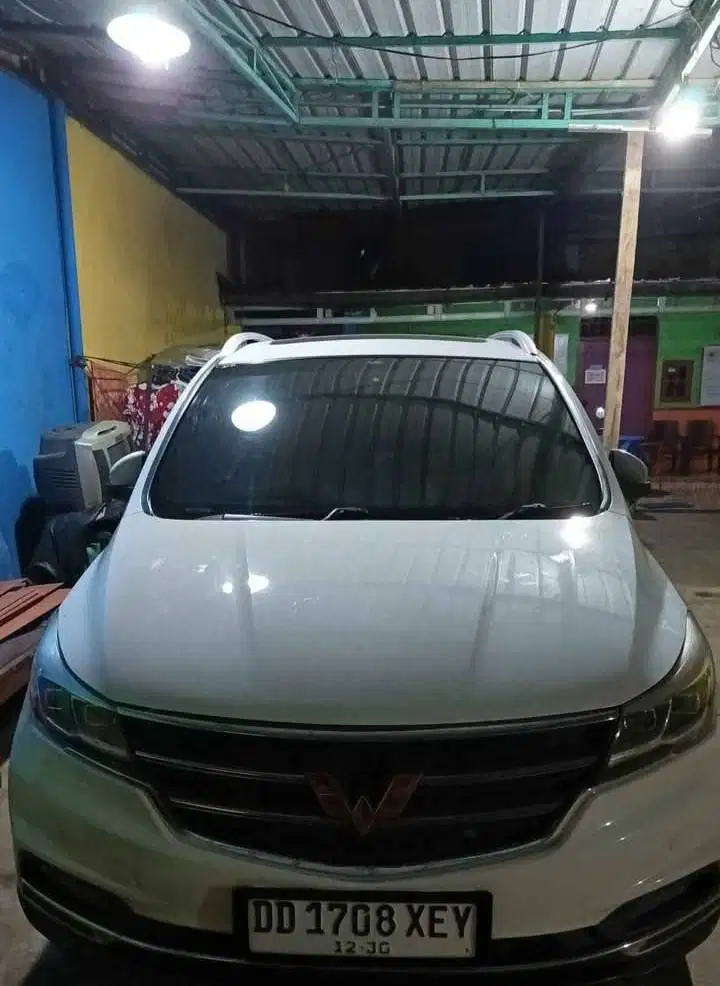 Wuling Cortez 2018 1.8 L Lux AMT Sunrof