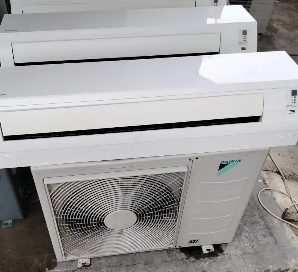 Menerima AC rusak dan bekas