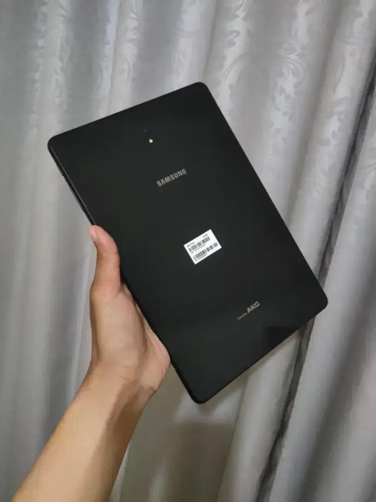 Samsung galaxy Tab S4 Sein 4/64gb Second Normal bisa pake kartu sim