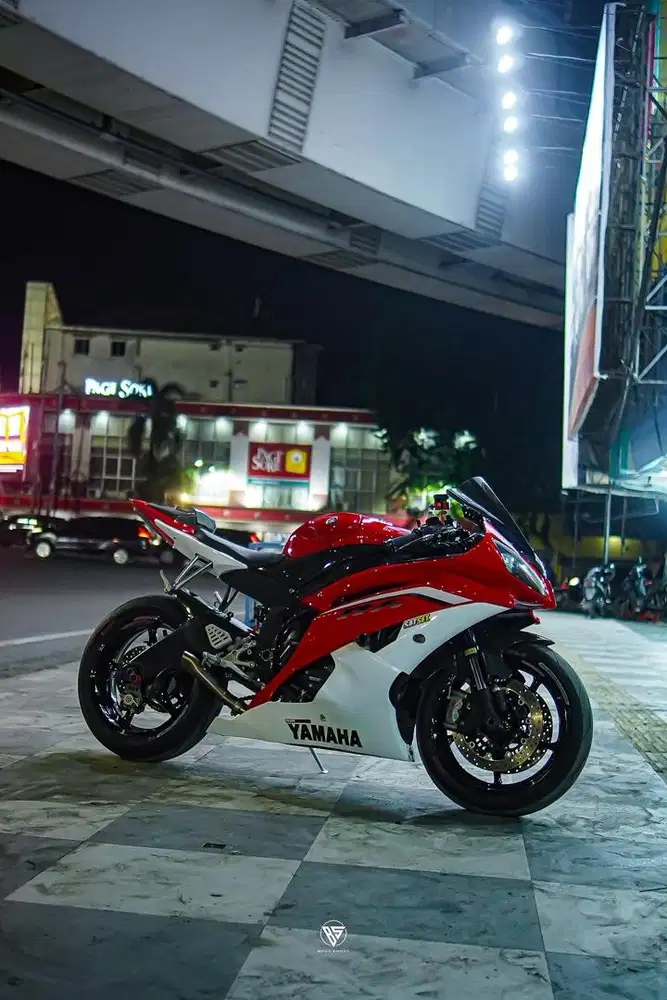Di jual yamaha R6 fullpaper