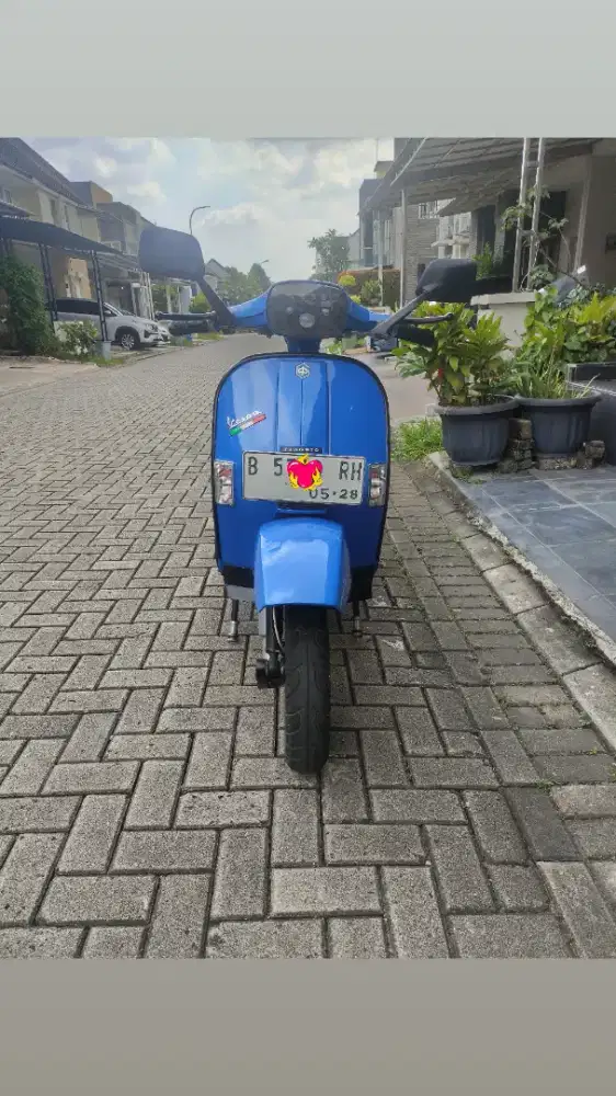 Vespa exclusive 2 thn 1997 elektrik statter full restorasi pajak on