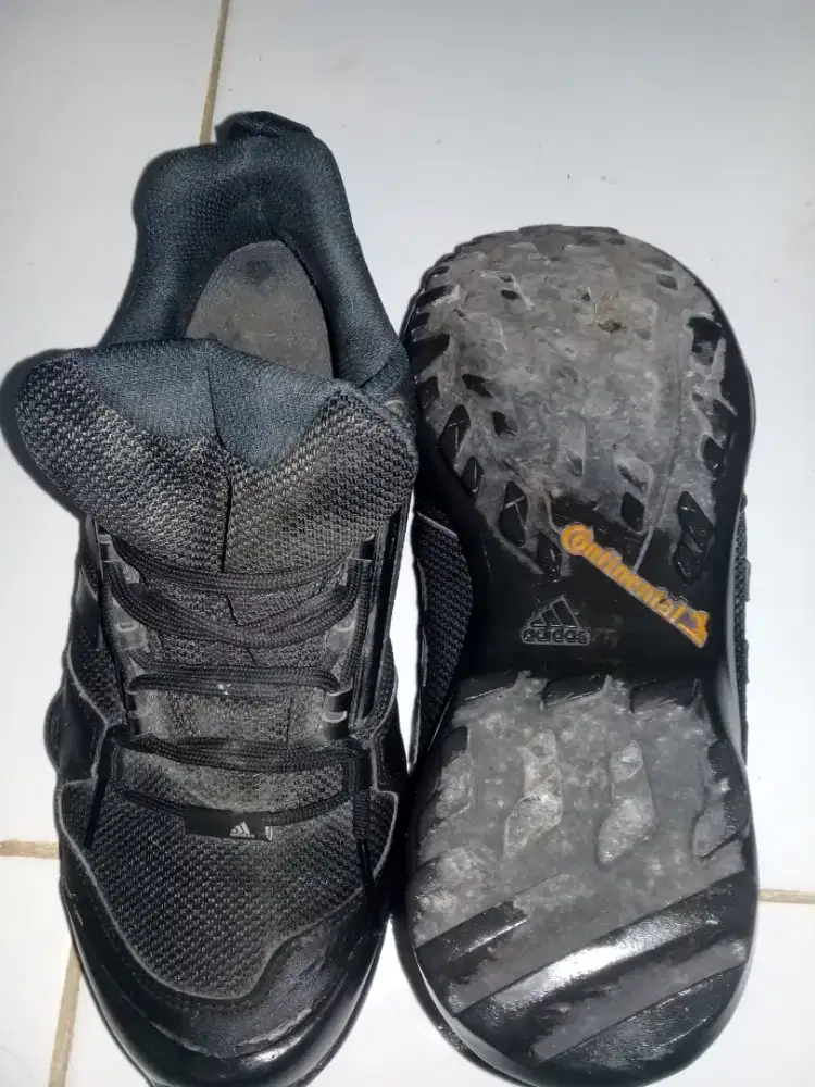 Jual sepatu adidas continental terrex