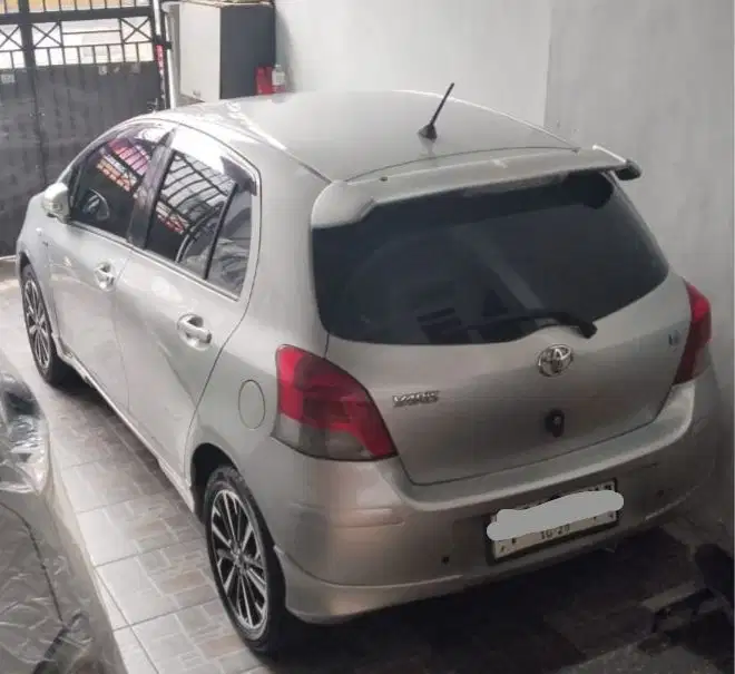 Toyota Yaris 2011 Bensin