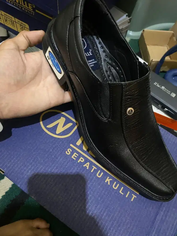 sepatu pantofel