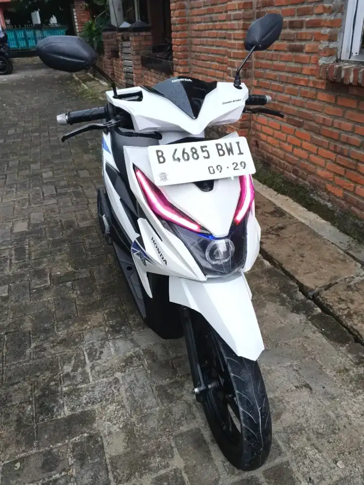 Honda Beat Eco ESP 2029 Mulus Pajak Hidup