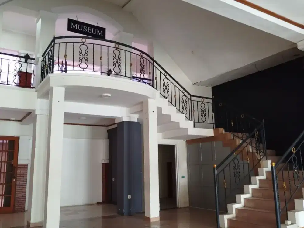 DISEWAKAN RUANG USAHA DI MAINROAD JL RIAU BANDUNG NA-NE