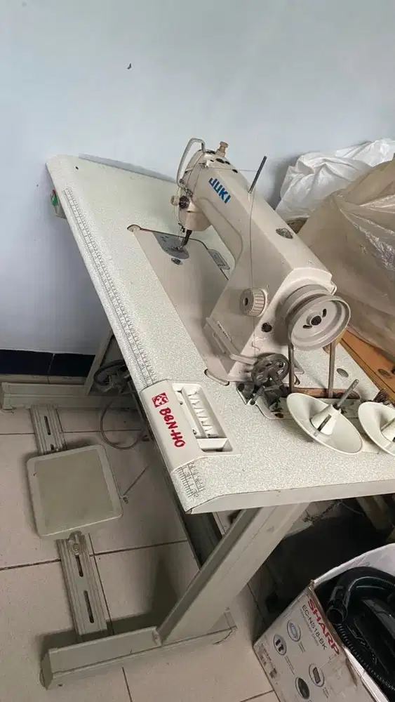 Di jual mesin jahit