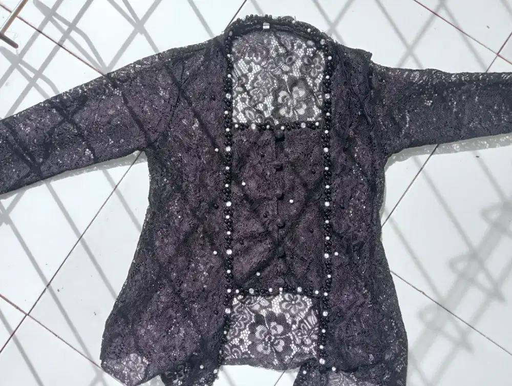 atasan kebaya brokat hitam