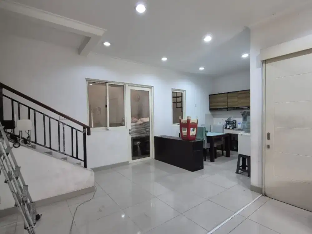 Dijual Rumah 2 Lantai Siap Huni di Cluster Faraday Gading Serpong