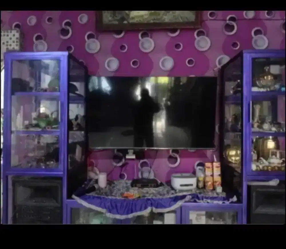 Samsung 52 inc lcd pecah tapi mesin masih baru