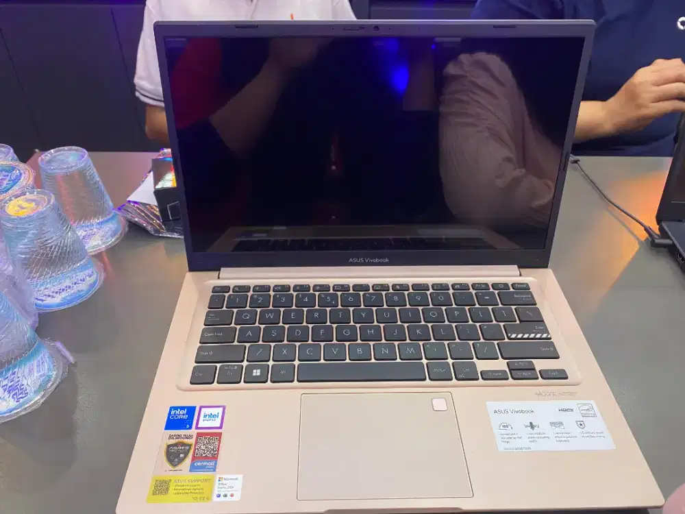 Laptop ASUS Vivobook