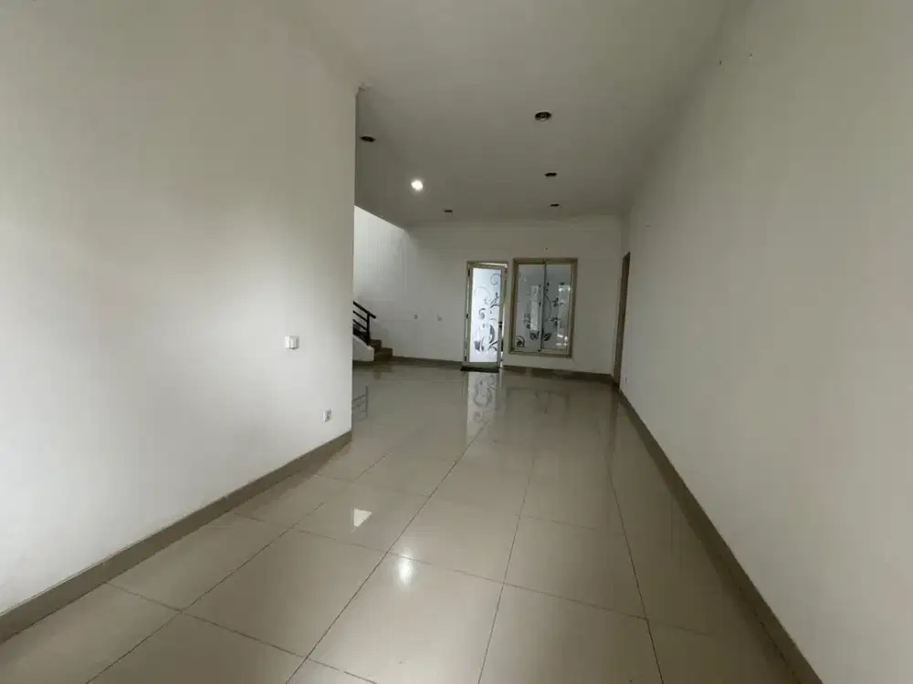 Disewakan Rumah Siap Huni Cluster Turquoise Phg Dekat Mall