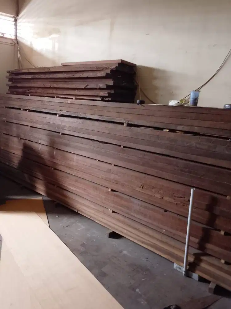 Di Jual Kayu Balok Merbau Baru Tapi Stok Lama Kering Alami