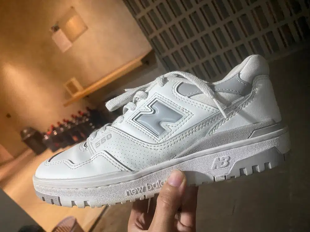 Sepatu nb dan adidas authentic