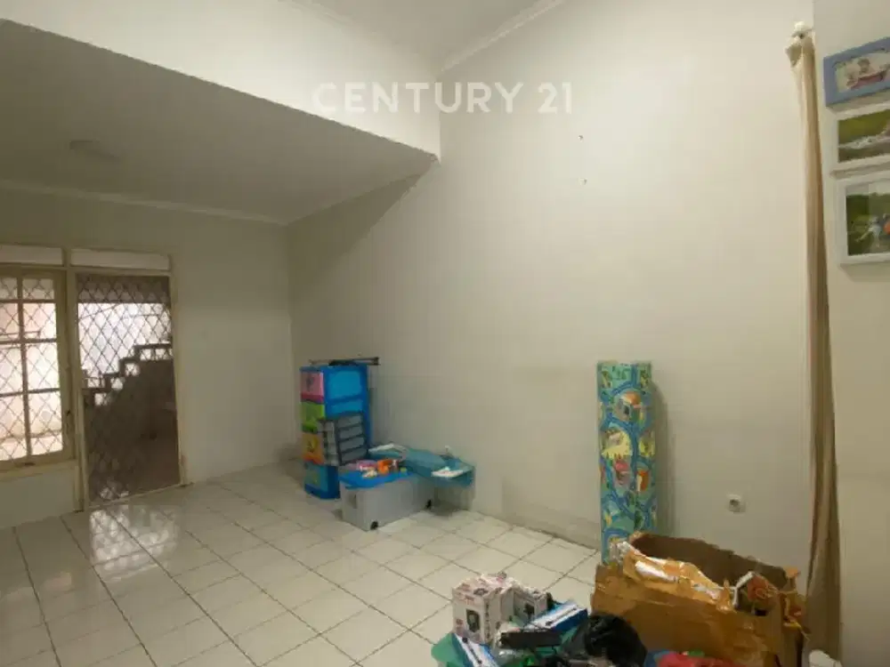 Rumah Taman Lembah Hijau Disewakan Segera