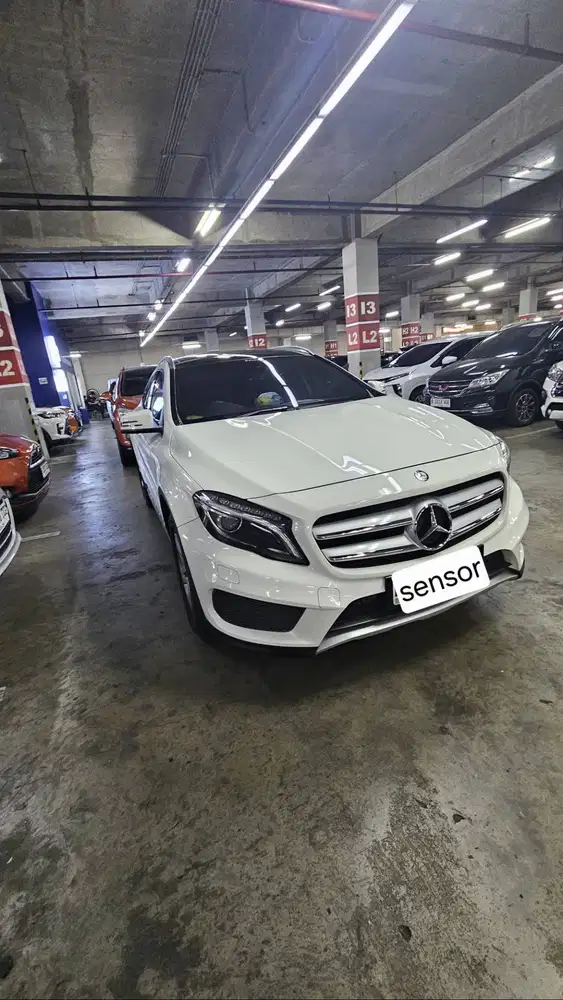 MERCY GLA200 AMG 2016