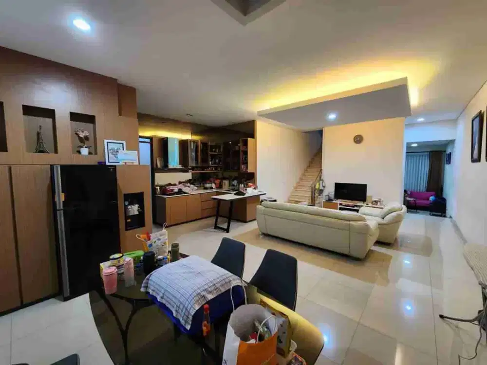 jual rumah singgasana pradana minimalis