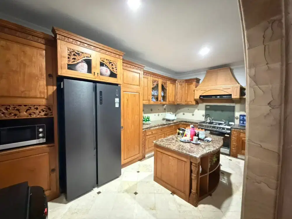 Dijual Rumah Mewah Furnished Puspita  Loka BSD Tangerang Selatan