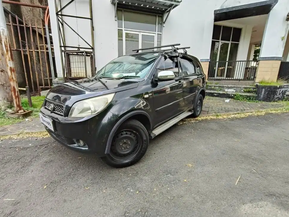 Pajak Panjang - DAIHATSU TERIOS 1.5 TS BENSIN M/T 2009 HITAM