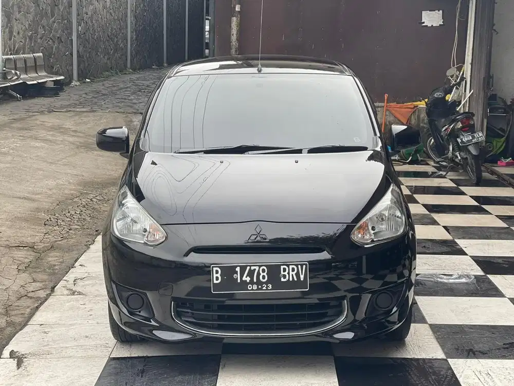 Mitsubishi Mirage 2013 Bensin