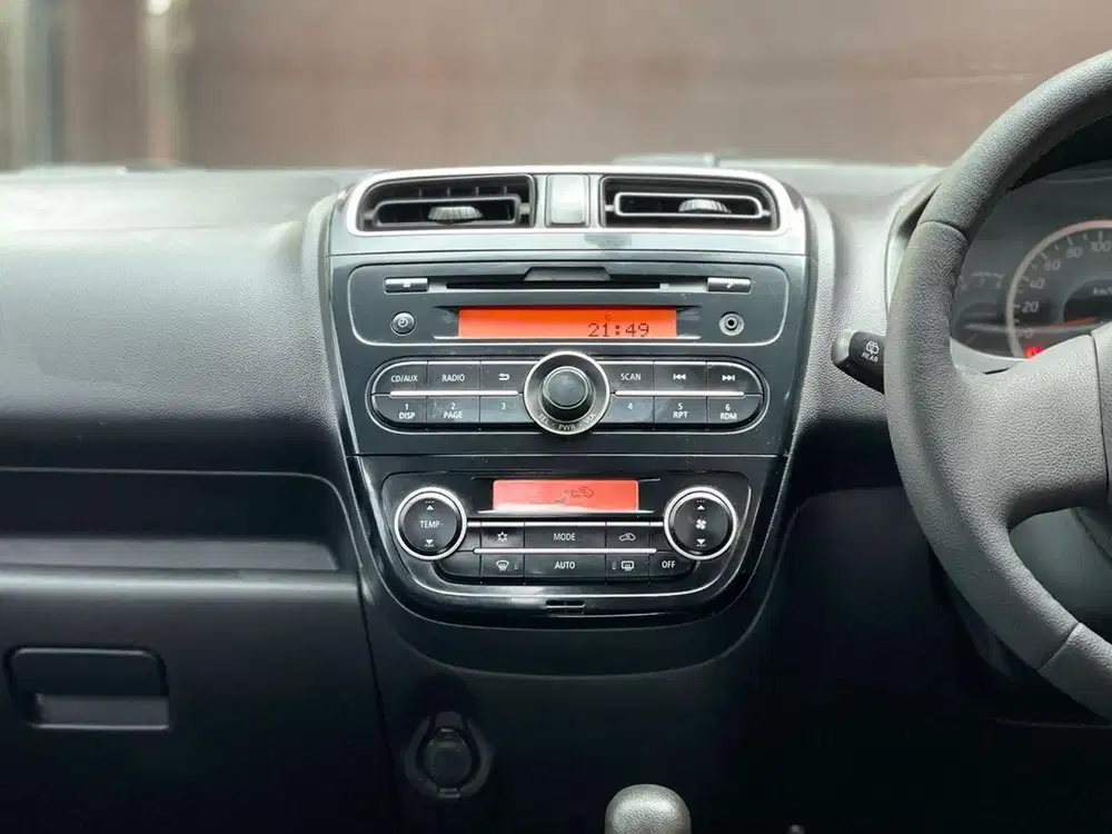 Mitsubishi Mirage 2013 Bensin