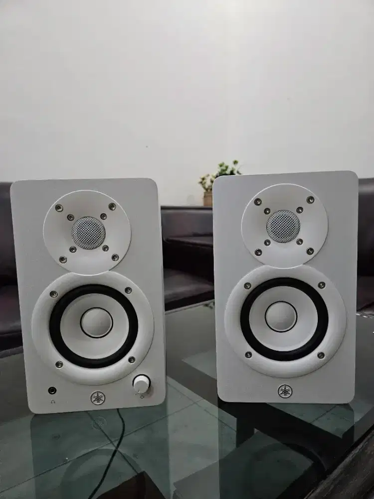 Yamaha HS 3 White | Studio Speaker Monitor