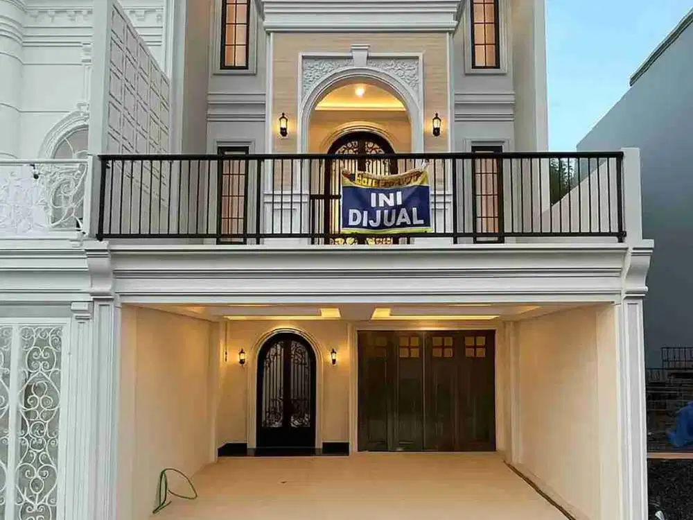 Rumah mewah Jakarta Selatan, Bebas banjir, lokasi strategis, harga terbaik.
