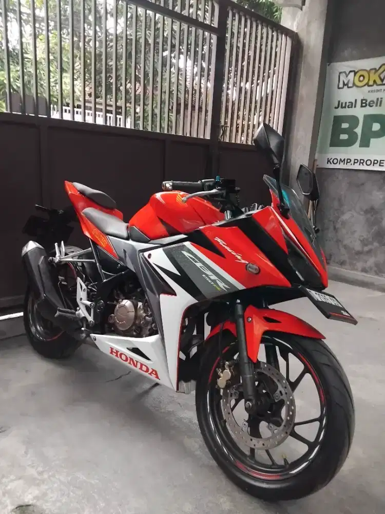 Honda CBR 2017 Cash & kredit