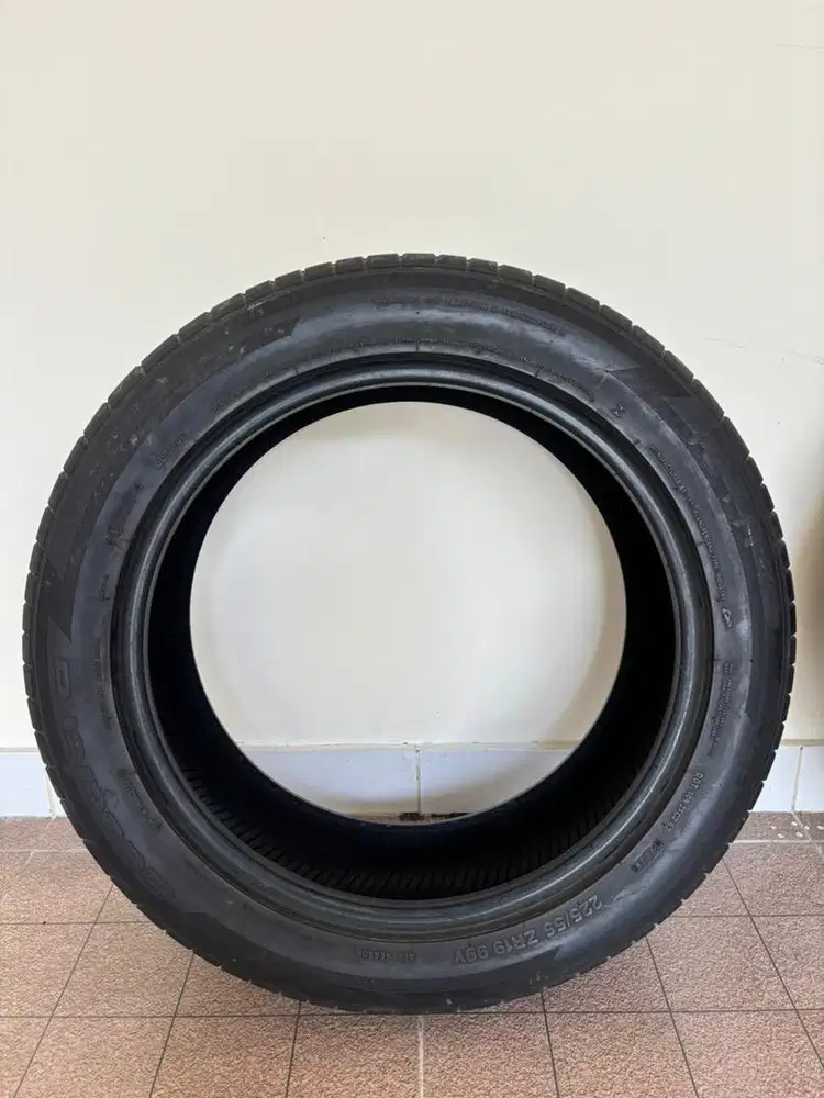 JUAL BAN R19 225/55 Merk Accelera IOTA