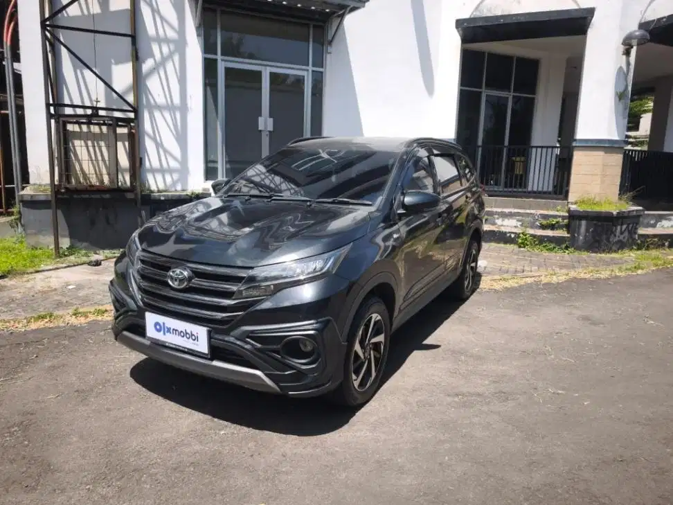 Like New - TOYOTA RUSH 1.5 S GR SPORT BENSIN A/T 2021 HITAM