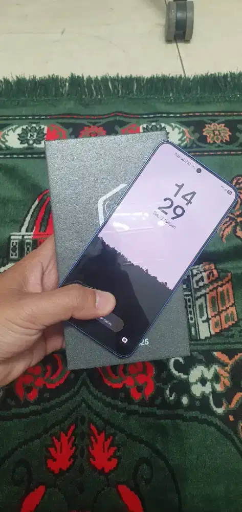 Samsung S25 Basic 12/512