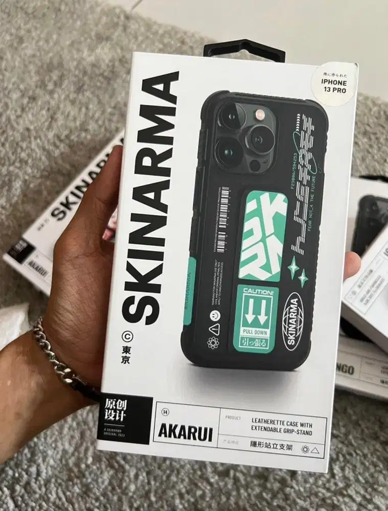 Case Skinarma iPhone 13 Pro