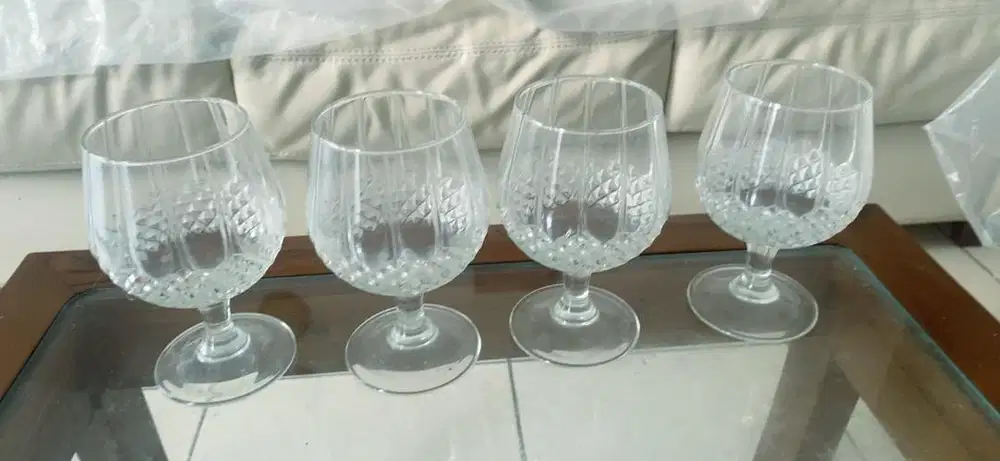Gelas kristal kaki tinggi ( 4 pcs )