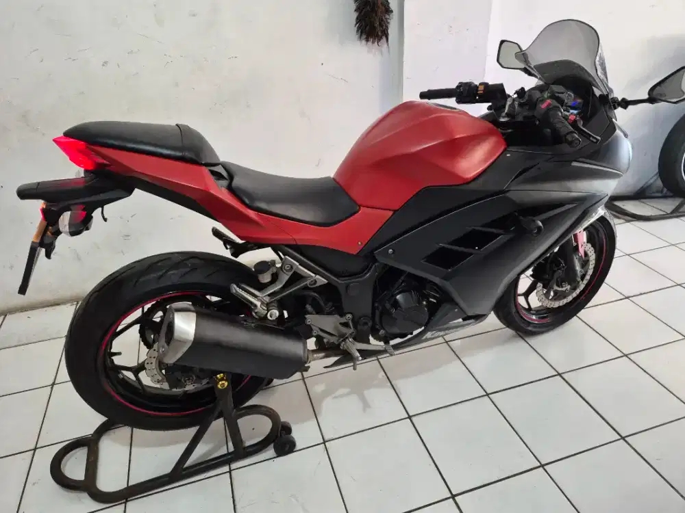 NINJA 250 f1  ABS  KM 15.000 OKe  cas/ kredit DP 500