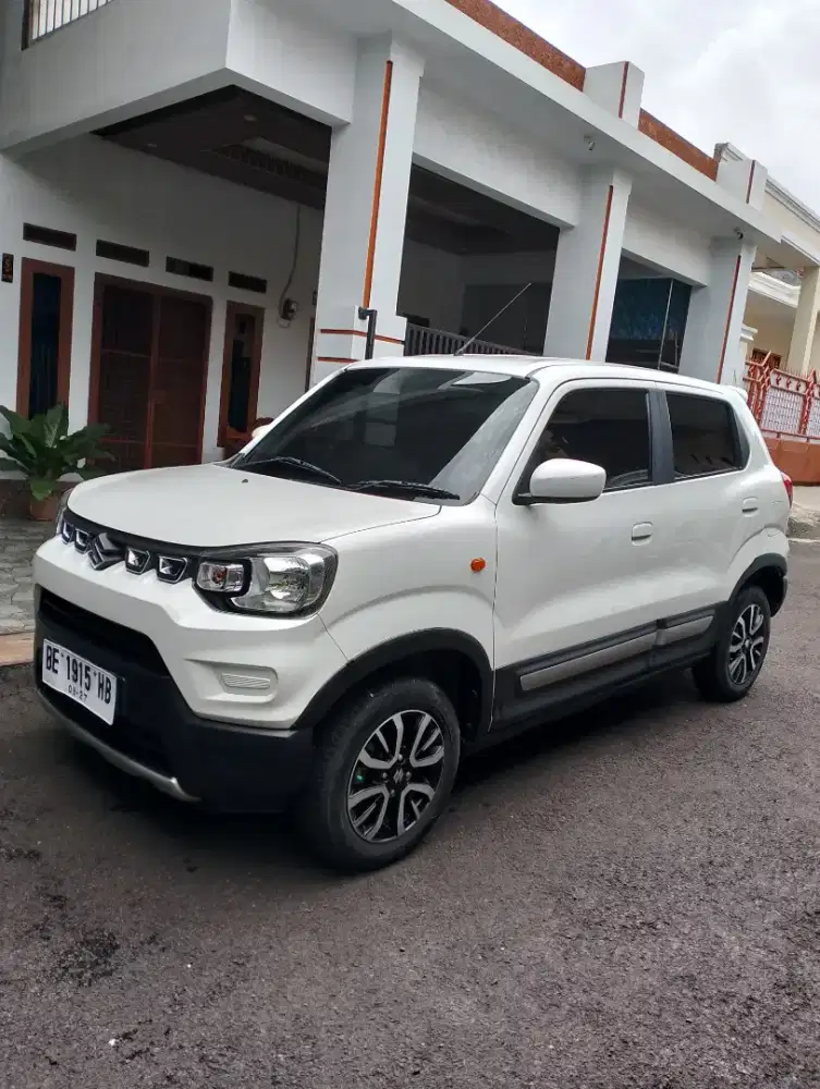 Suzuki Spreso manual thn 2022 warna putih